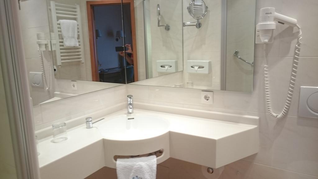 Hotel Avisa Карлсруе Номер фото